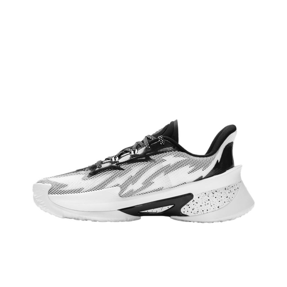 Scarpe da basket Under Armour  - Men Shoes Under Armour recensione e prezzo